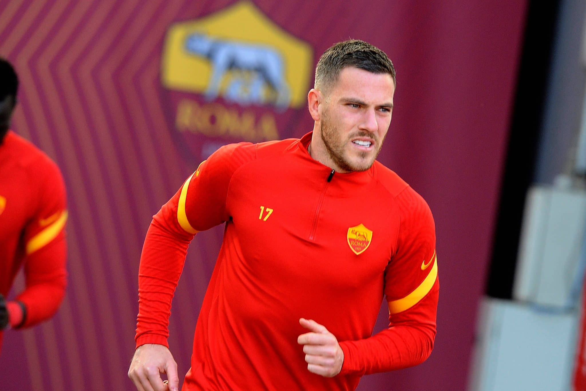 Veretout ha perso la testa a Roma, minacciato Mourinho: "Se non firmo il rinnovo non gioco più"