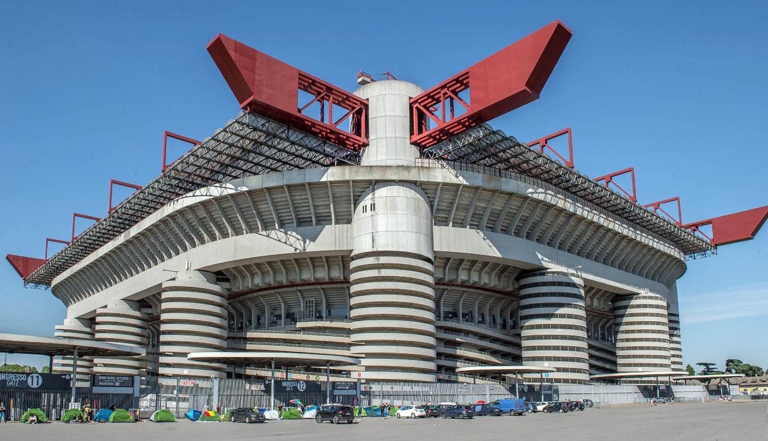 Ipotesi Fiorentina via dal Franchi? Inter e Milan ci pensano davvero, lasciano San Siro per la burocrazia?
