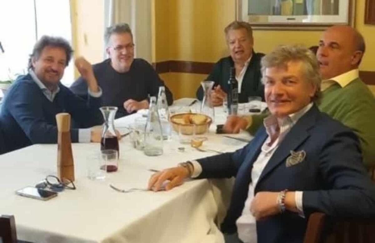 Rimpatriata fiorentina per Antognoni a pranzo con Vittorio Cecchi Gori e Leonardo Pieraccioni - 