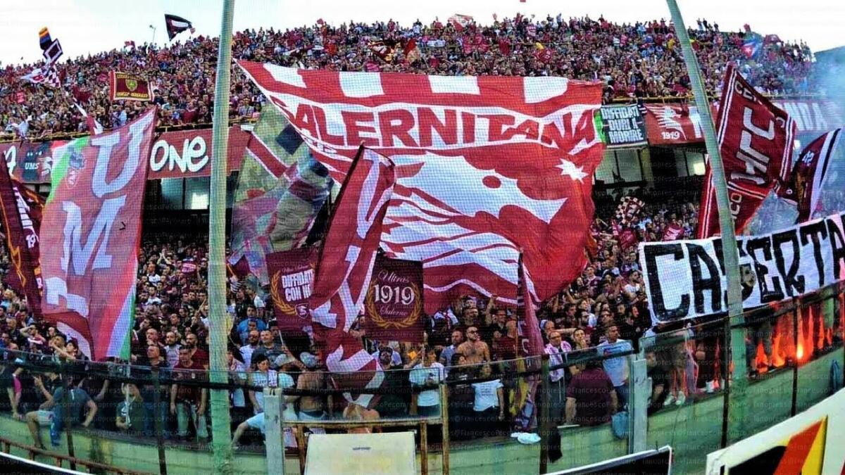 Ultras Salernitana: "Contro la Fiorentina con rabbia, stiamo preparando spettacolo di coriandoli" - 