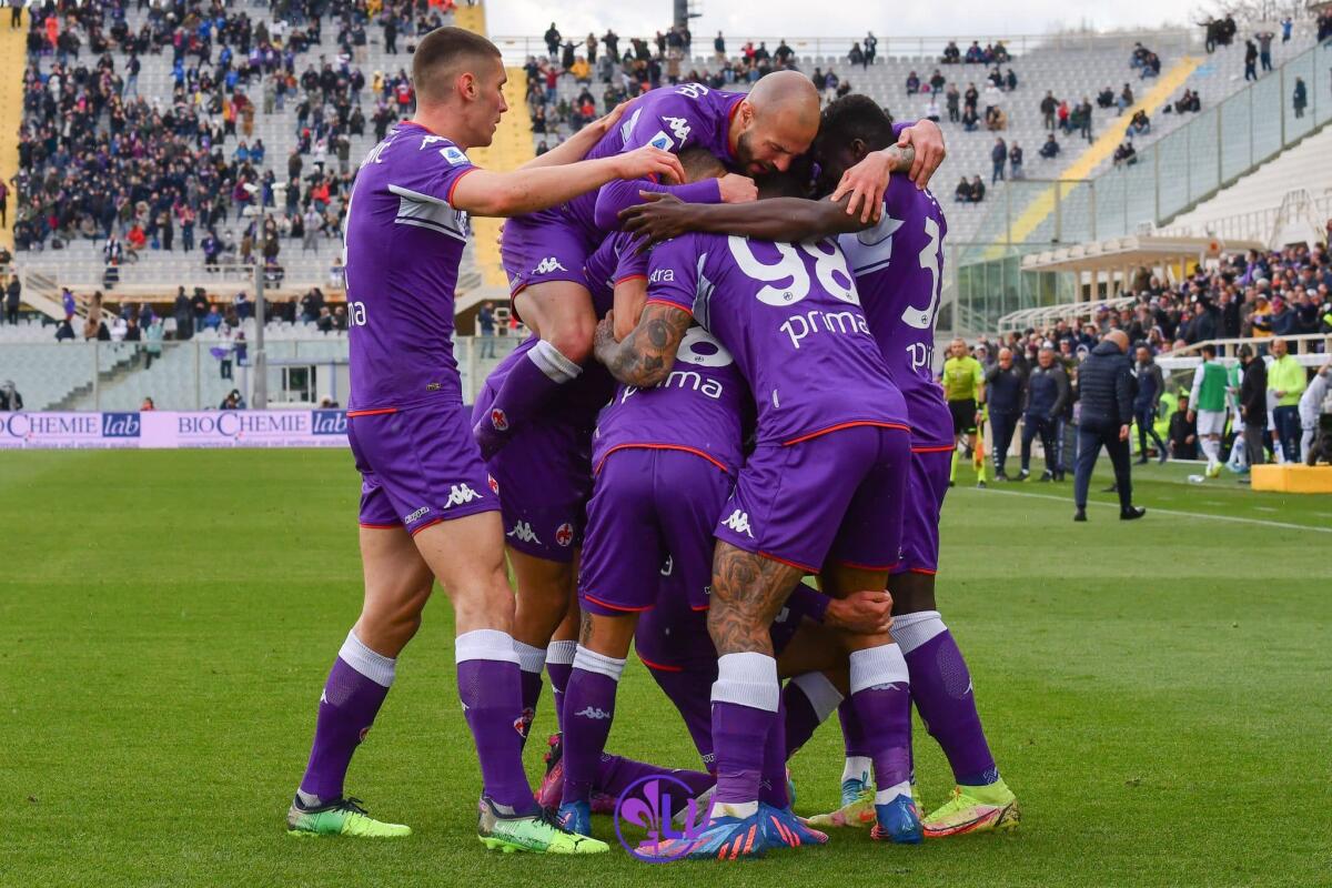 Gonzalez finalmente torna al gol. La Fiorentina batte l'Empoli e continua la sua corsa per l'Europa - Esultanza Fiorentina