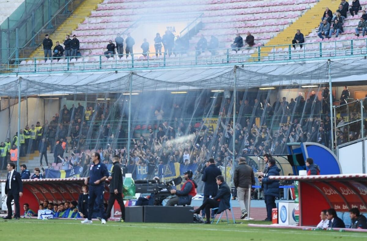 Il peggiore settore ospiti d'Italia ha il prezzo più alto, a Napoli costerà 39 euro il biglietto per i viola - 