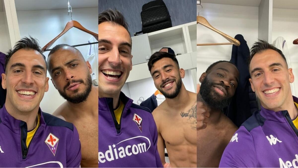 Nello spogliatoio della Fiorentina a Napoli Rosati festeggia con Nico Gonzalez, Ikonè e Cabral - 