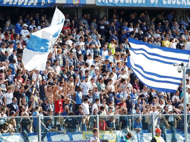 Daspo per quattro tifosi dell'Empoli, hanno lanciati petardi dall'autobus per le strade di Firenze