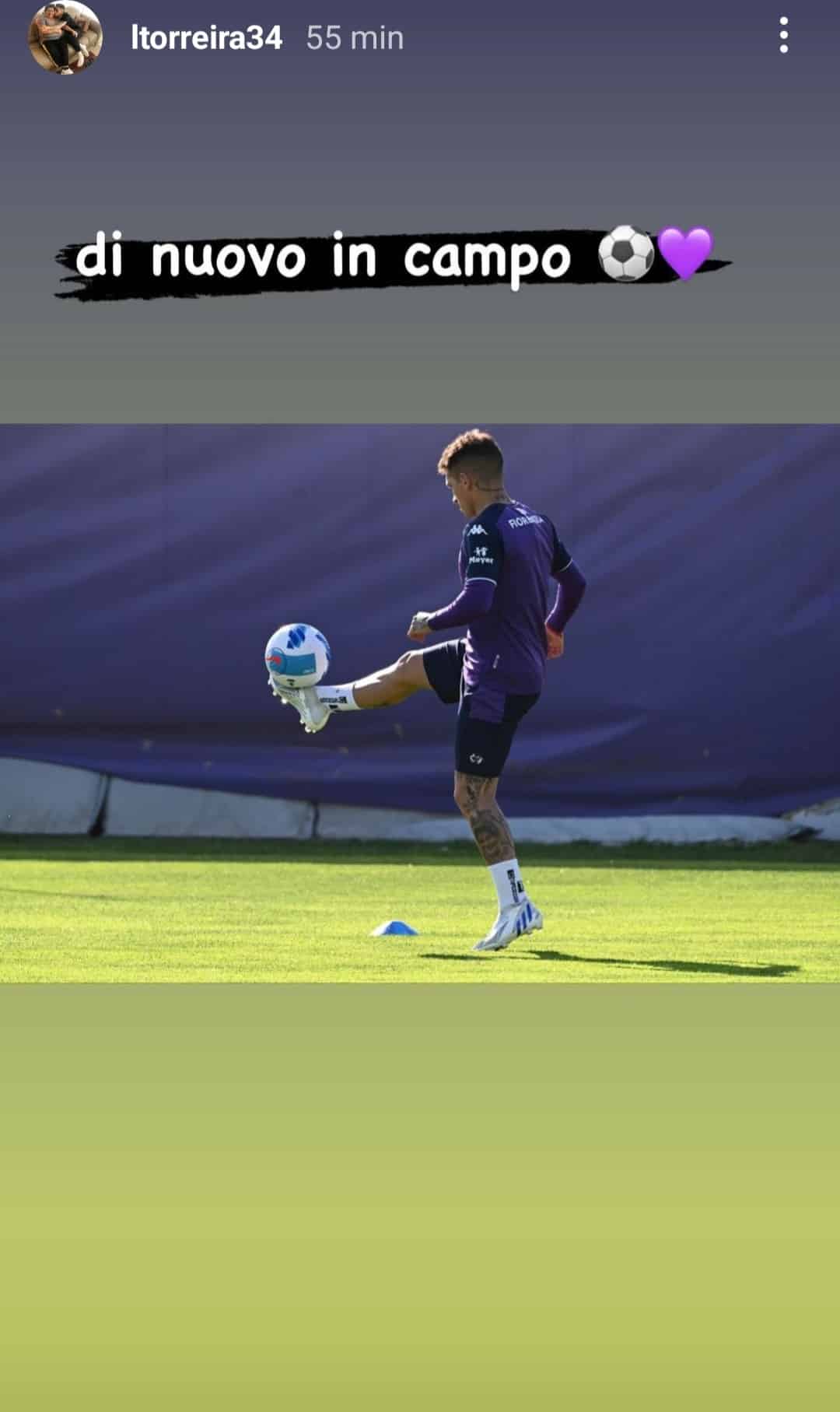 Torreira sorride, è tornato ad allenarsi sul campo, palleggi e corsa, scrive: "Di nuovo in campo"