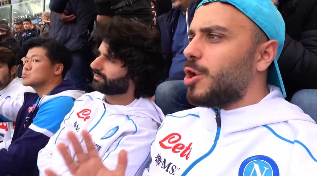 Il video dei tifosi del Napoli devastati: "La Fiorentina ci ha palleggiato in faccia. La storia si ripete"