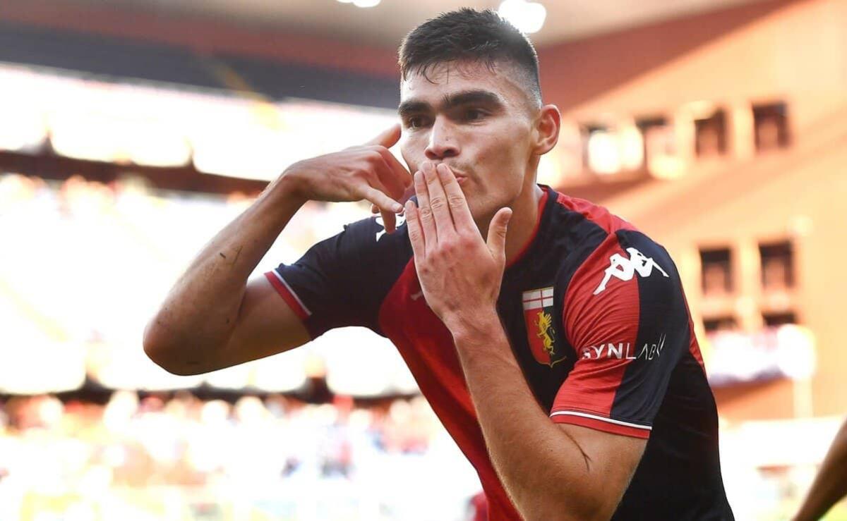 Vasquez saluta il Genoa: "Voglio continuare a giocare in Serie A". La Fiorentina nel suo futuro? - 