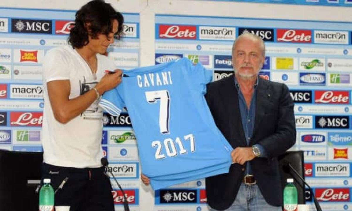 De Laurentiis: "Cavani? Se uno non gioca, anche se è simpatico e ama la città ti crea dei problemi" - 