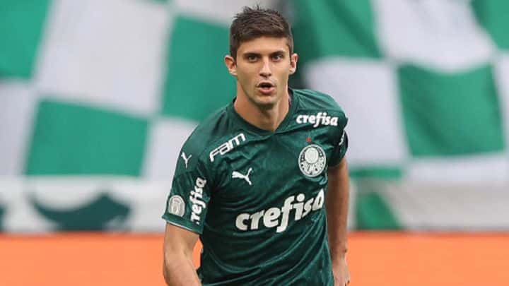 Dal Cile, la Fiorentina è interessata al difensore Kuscevic, gioca nel Palmeiras e costa 2 milioni