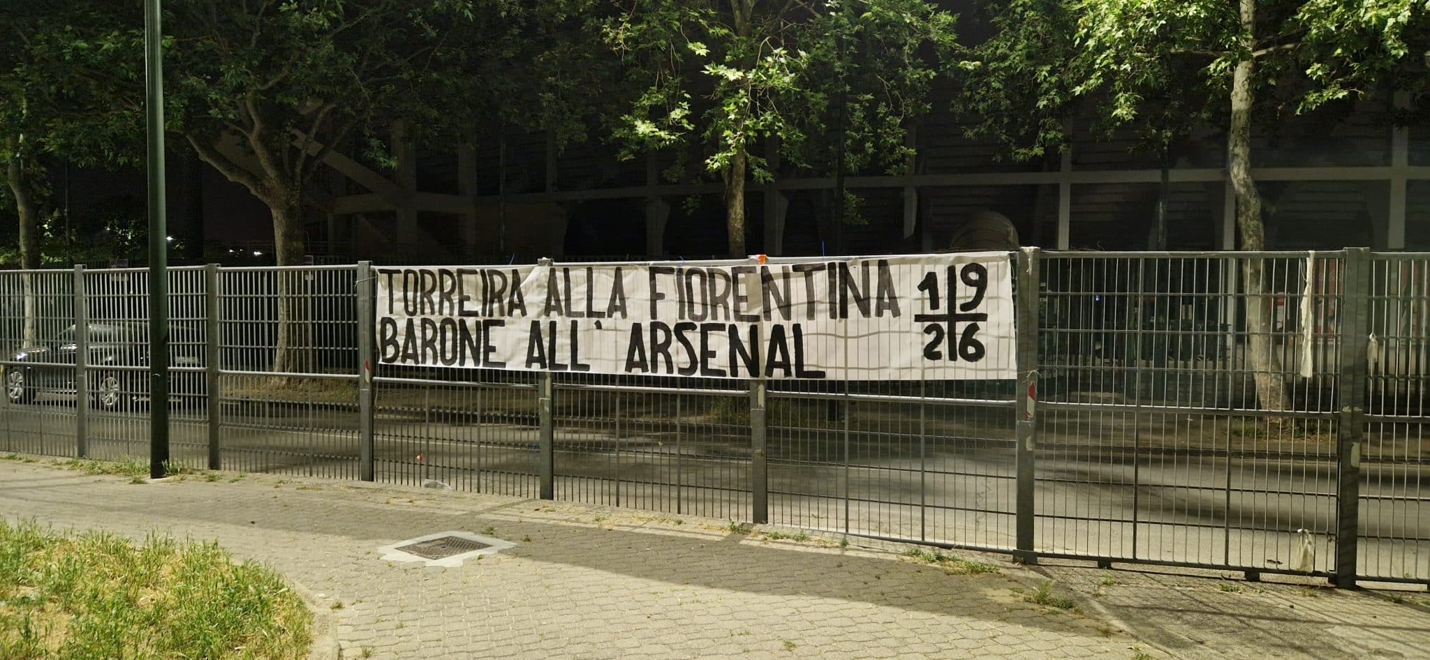 La Curva Fiesole non ci sta e prende posizione: "Torreira alla Fiorentina, Barone all'Arsenal"
