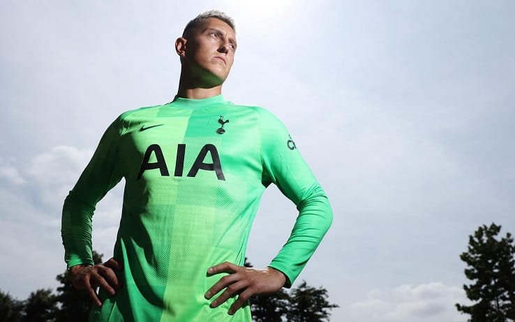 Gazzetta, torna a scaldarsi la pista Gollini per la Fiorentina: il giocatore vuole tornare in Italia 