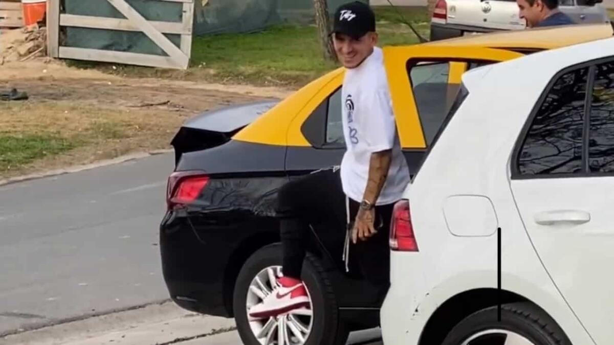 Torreira è in Argentina a casa del suo amico Nico Gonzalez che gli dà il benvenuto - 