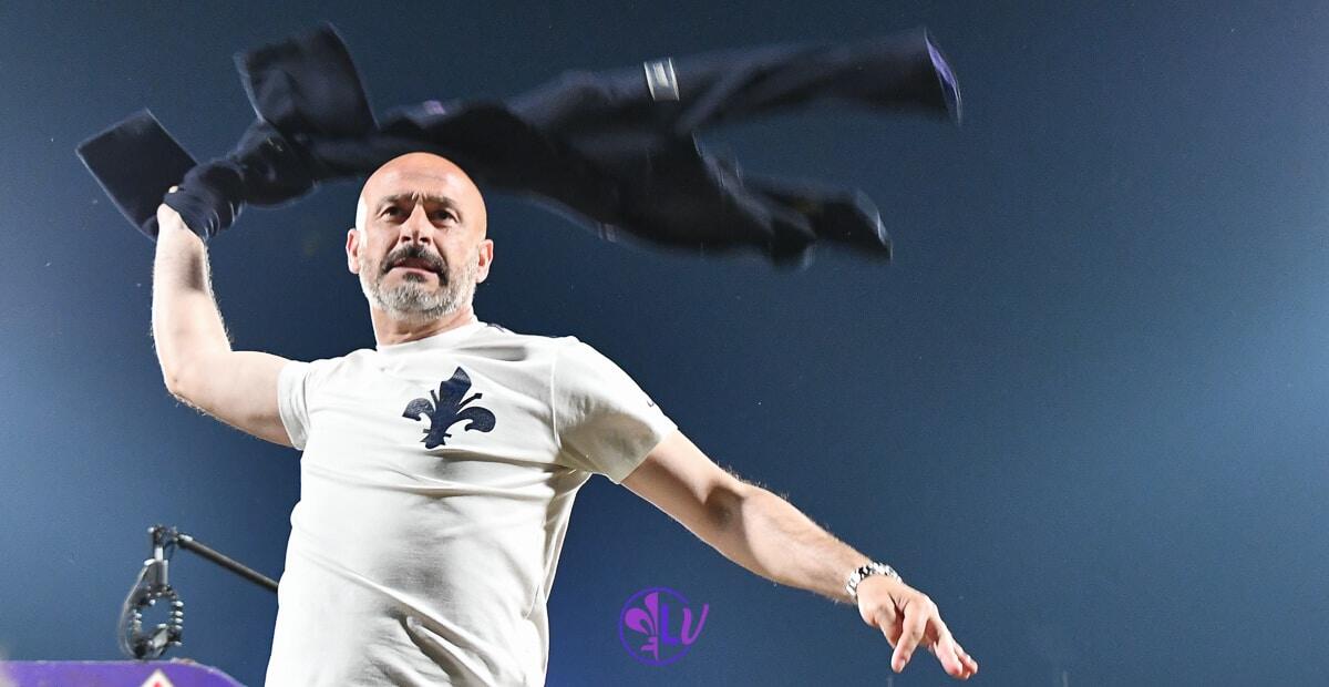 Ceccarini annuncia: "Domani l'incontro tra Fiorentina ed Italiano per la firma sul nuovo contratto" - Firenze, stadio A.Franchi, 09.05.2021, Fiorentina-Roma, foto Lisa Guglielmi. Copyright Labaroviola.com