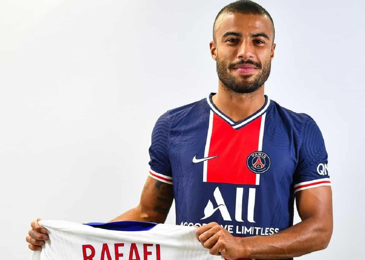 Dalla Spagna, la Fiorentina è interessata a Rafinha ma vuole capire quali sono le richieste del Psg - 