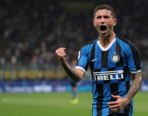 MILAN, ITALY - AUGUST 26: Stefano Sensi of FC Internazionale celebrates his goal during the Serie A match between FC Internazionale and US Lecce at Stadio Giuseppe Meazza on August 26, 2019 in Milan, Italy. (Photo by Emilio Andreoli/Getty Images)