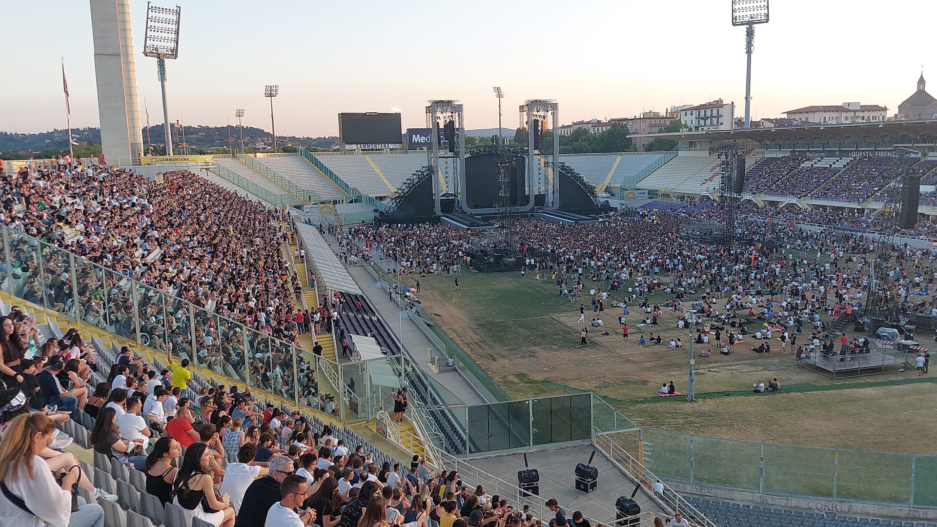 Si riempie lo stadio Franchi per Ultimo, sono previsti 80 mila persone nei due concerti a Firenze