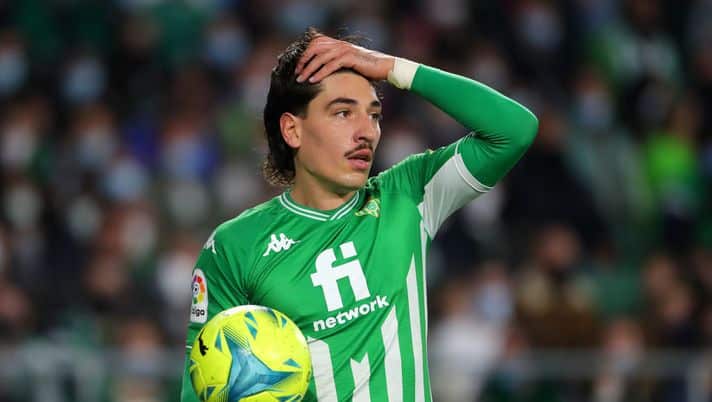 Il retroscena dalla Spagna, scorso anno Fiorentina su Bellerin, ma scelse il Betis. Poi la virata su Odriozola