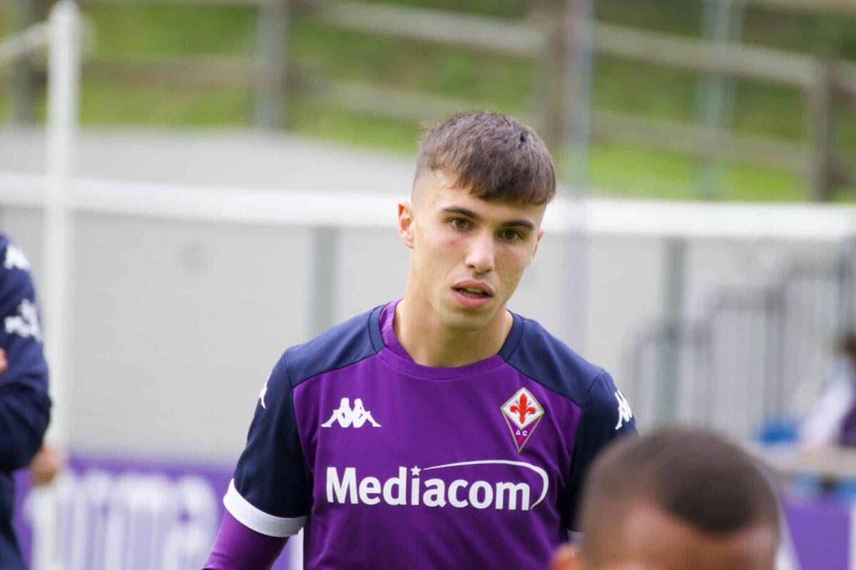 Bianco: "Spero di rimanere alla Fiorentina, Firenze mi piace più di qualunque altra città" - Moena, stadio Benatti, 28.07.2021, allenamento, foto Lisa Grelloni. Copyright Labaroviola.com