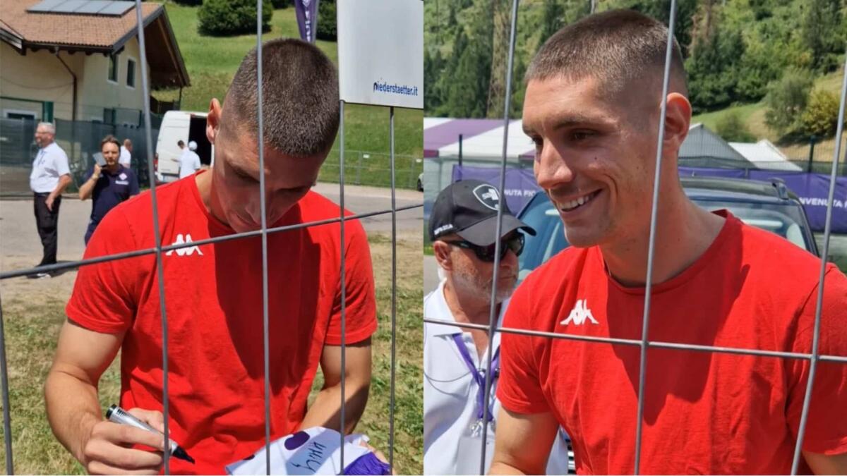 Milenkovic firma autografi, tifosi lo implorano: "Non andare all'Inter" poi "Comunque sarai uno di noi" - 