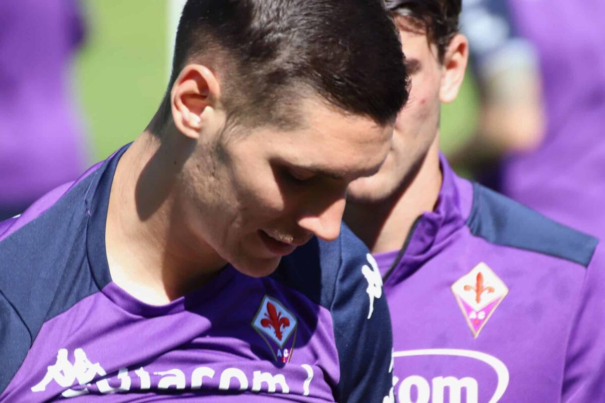 Milenkovic e un futuro clamorosamente incerto. Questa situazione andava risolta prima - Moena, stadio Benatti, 31.07.2021, allenamento mattutino, foto Lisa Grelloni. Copyright Labaroviola.com