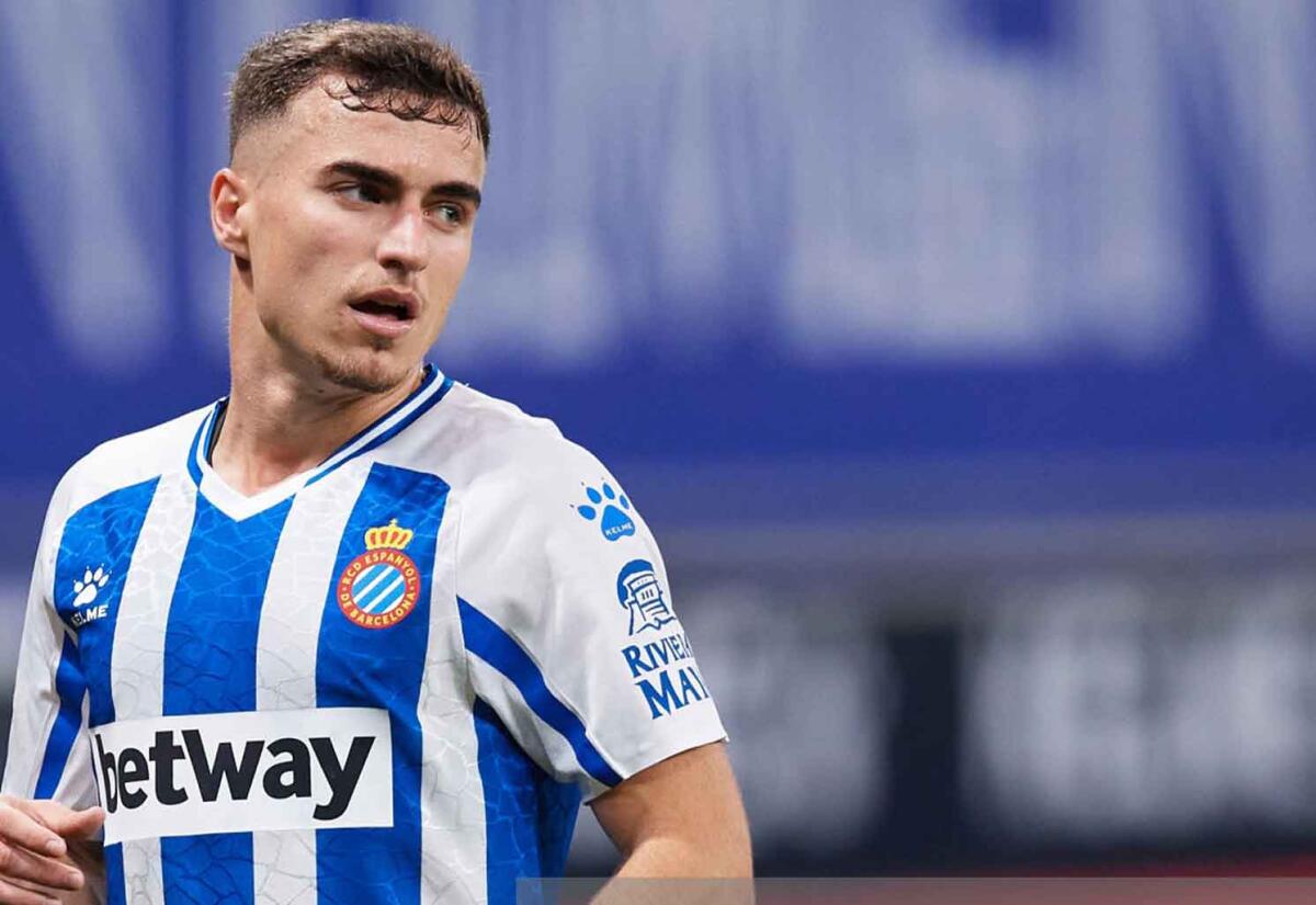 TMW, la Fiorentina chiede il terzino Pedrosa all'Espanyol in cambio di Dragowski. Scambio concreto - 