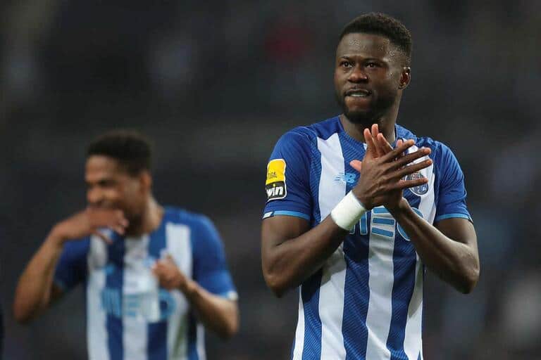Si riduce la lista dei candidati al post Milenkovic: Mbemba è un nuovo giocatore del Marsiglia