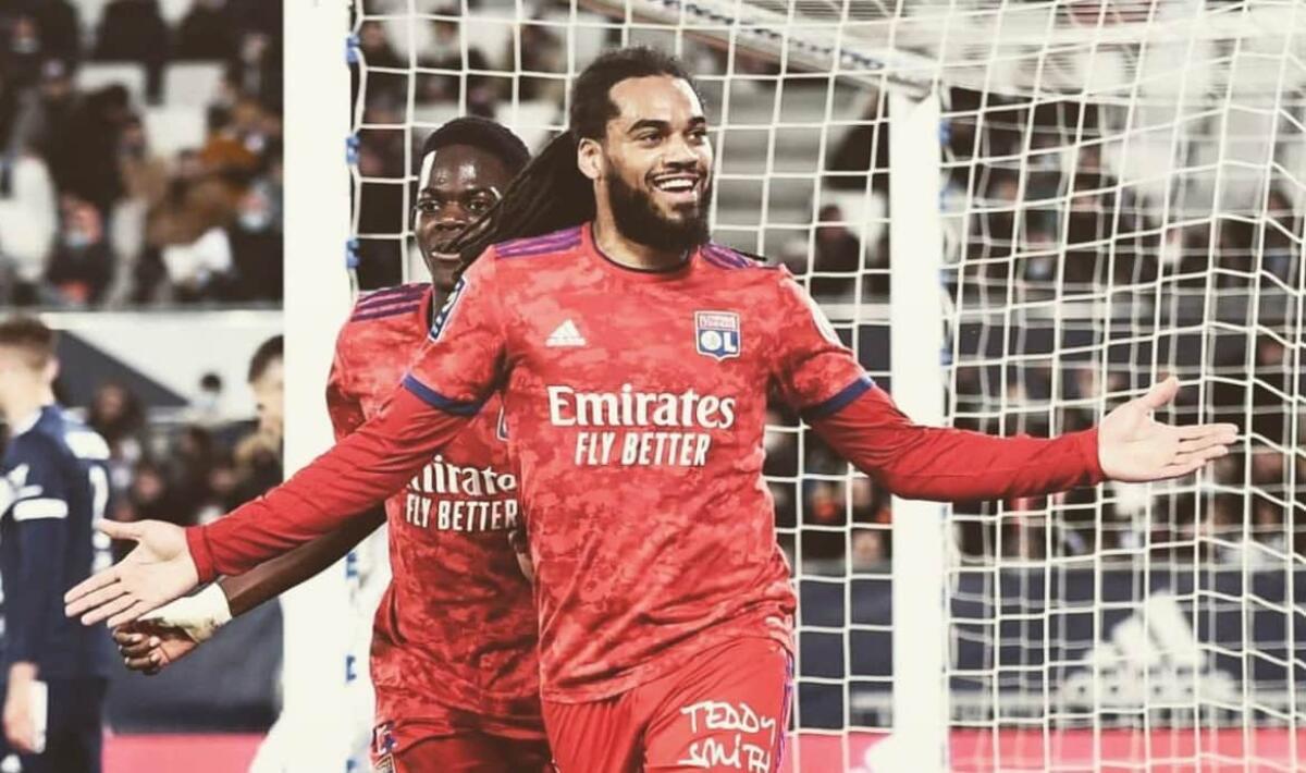 Il Tirreno, Fiorentina possibile colpo in difesa: in lista c'è anche lo svincolato Denayer - 