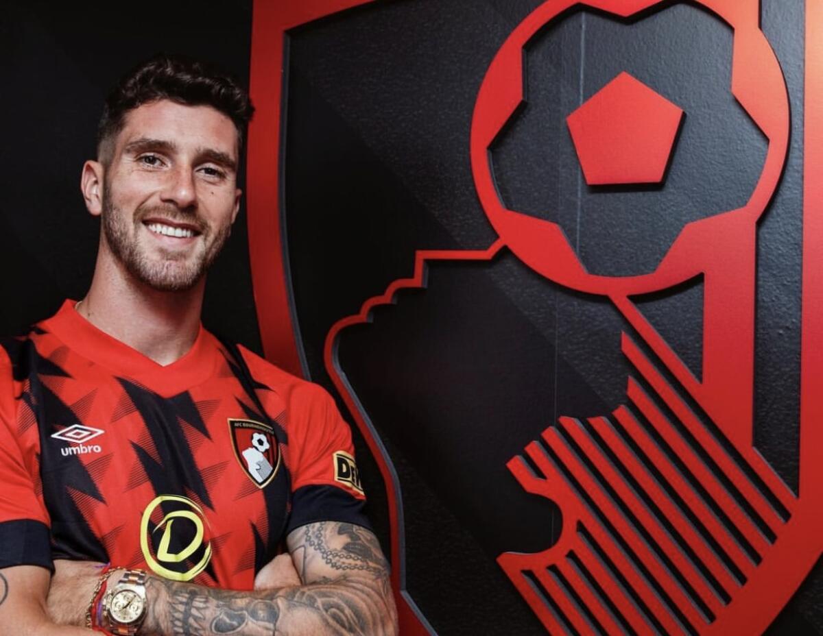 Sfuma definitivamente Senesi per la Fiorentina: il difensore è un nuovo calciatore del Bournemouth - 
