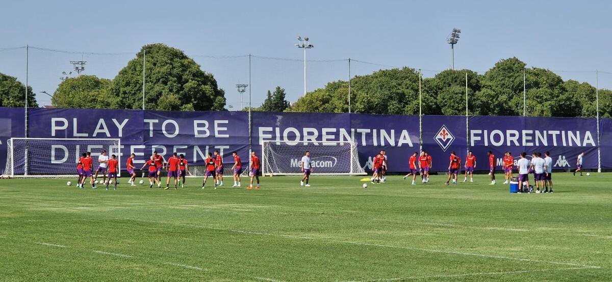 Allenamento in vista di Fiorentina-Twente. Assenti Igor e Zurkowski - 
