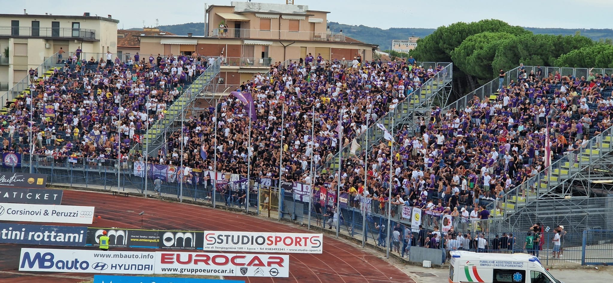 Tifoso della Fiorentina aggredito in un circolo dell'Empoli, la società azzurra prende le distanze