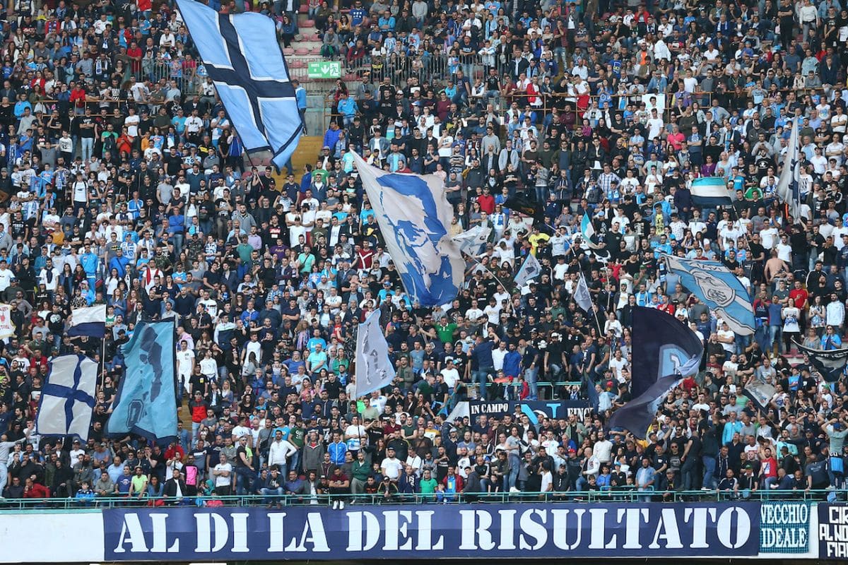 Daspo a tifoso del Napoli dal Giudice Sportivo, aveva coltello a serramanico di 16 centimetri nascosto