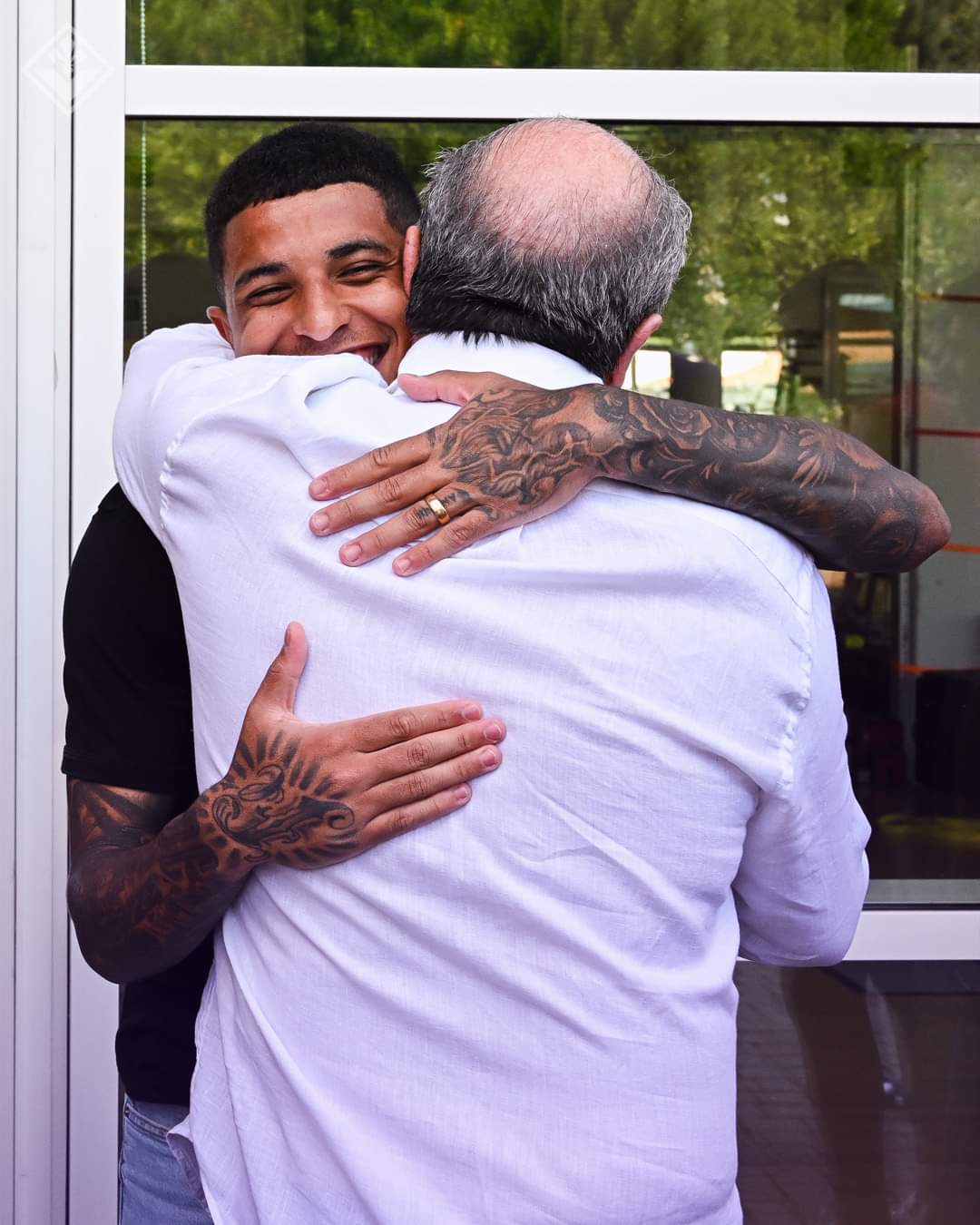 Commisso è tornato a Firenze, abbracci con tutti al centro sportivo, da Italiano a Jovic e Milenkovic