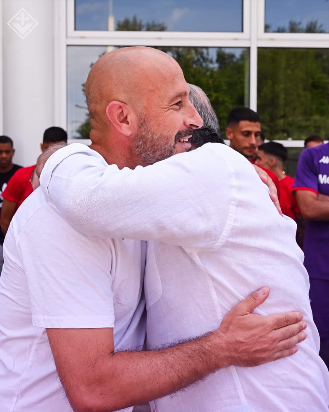 Commisso è tornato a Firenze, abbracci con tutti al centro sportivo, da Italiano a Jovic e Milenkovic
