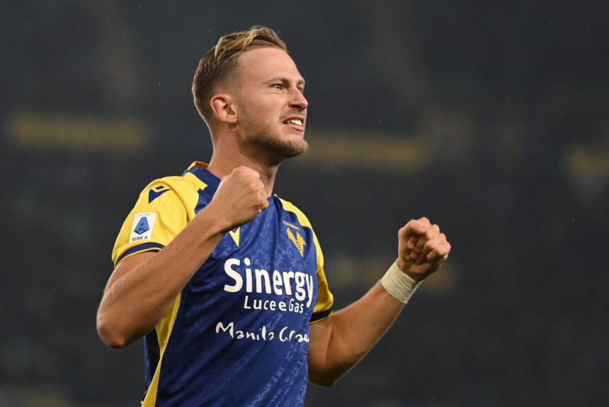 Fatta per Barak alla Fiorentina, prestito di 2 milioni, 12 per il riscatto, contratto da 1 milione e mezzo