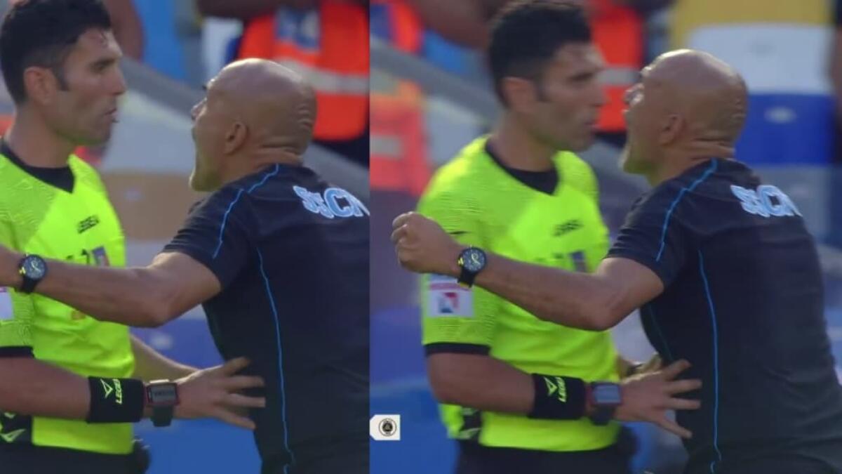 Napoli segna e Spalletti si dirige verso la panchina dello Spezia e gli esulta in faccia. Quarto uomo lo frena - 