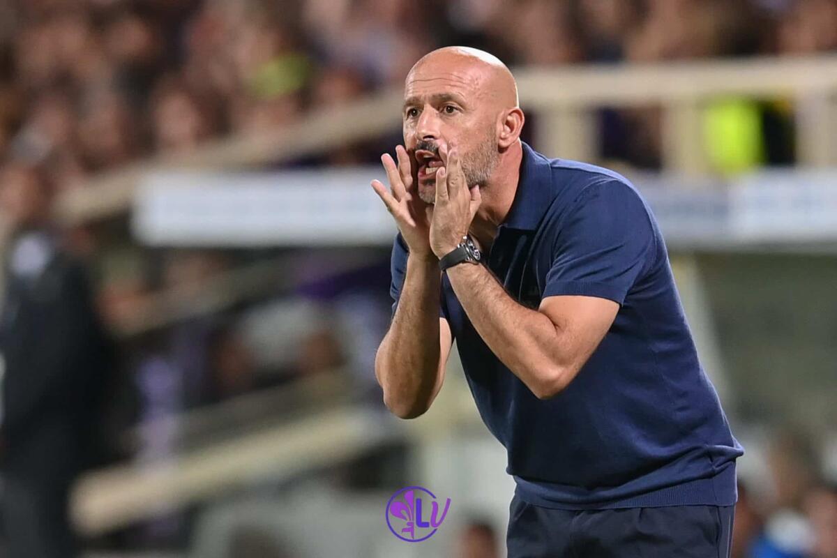 Tuttosport scrive: "Italiano oggi 250ª panchina in carriera: ci sono dei fischi da zittire" - Vincenzo Italiano (allenatore ACF Fiorentina)