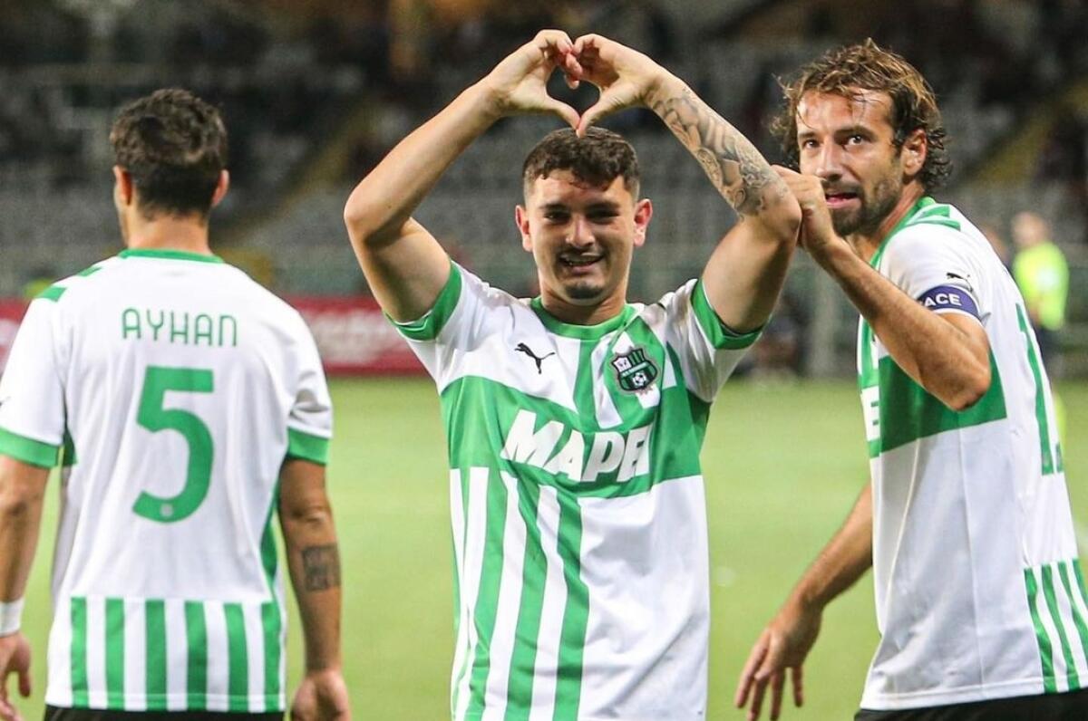 Frecciata di Alvarez: "A gennaio potevo andare alla Fiorentina ma il Sassuolo mi ha voluto davvero" - Agustin Alvarez (Fonte foto profilo Instagram calciatore)