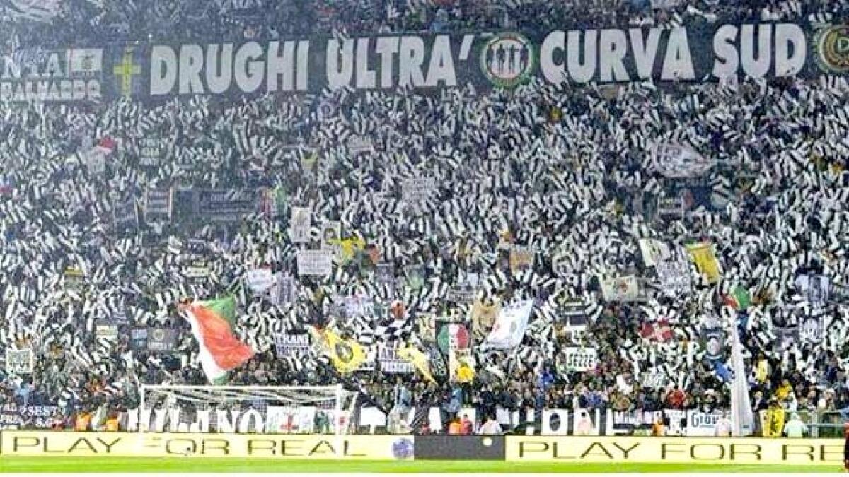 Due anni a due tifosi della Juventus per cori antisemiti durante Fiorentina Juve - 