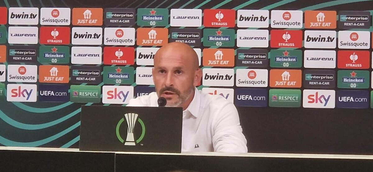 Italiano: "Basaksehir favorito. Risultati negativi, non le prestazioni. Igor? È affaticato, vediamo domani" - 