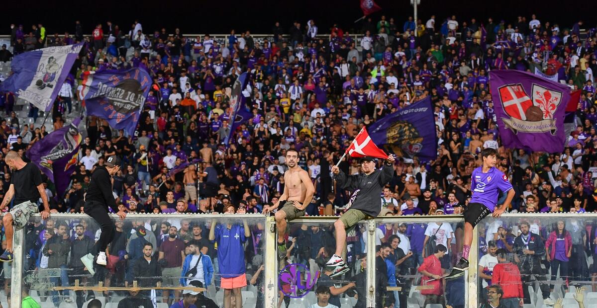 La pazienza è finita, bordata di fischi per la Fiorentina al fischio finale, applausi per il Riga - Firenze, stadio A.Franchi, 18.08.2022, Fiorentina-Twente, foto Lisa Guglielmi. Copyright Labaroviola.com