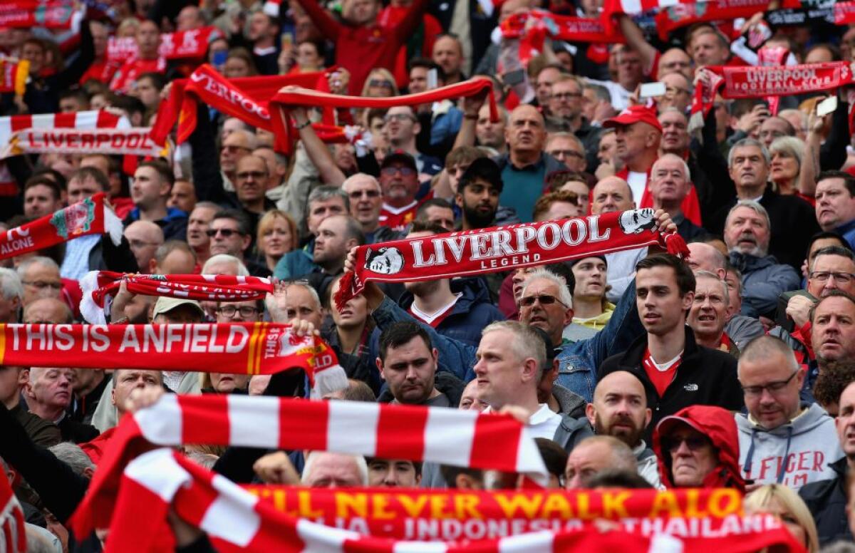 Il Liverpool avvisa: "Tifosi non andate al centro di Napoli, sarete oggetto di furti, rapine e aggressioni" - 