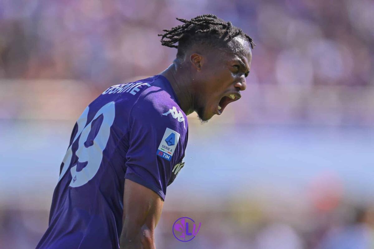 PAGELLE VIOLA, BIRAGHI SI PERDE MILIK, KOUAMÈ AL TOP, TERRACCIANO SENZA VOTO. MALE JOVIC - Esultanza Christian Michael Kouakou Kouamé (ACF Fiorentina)