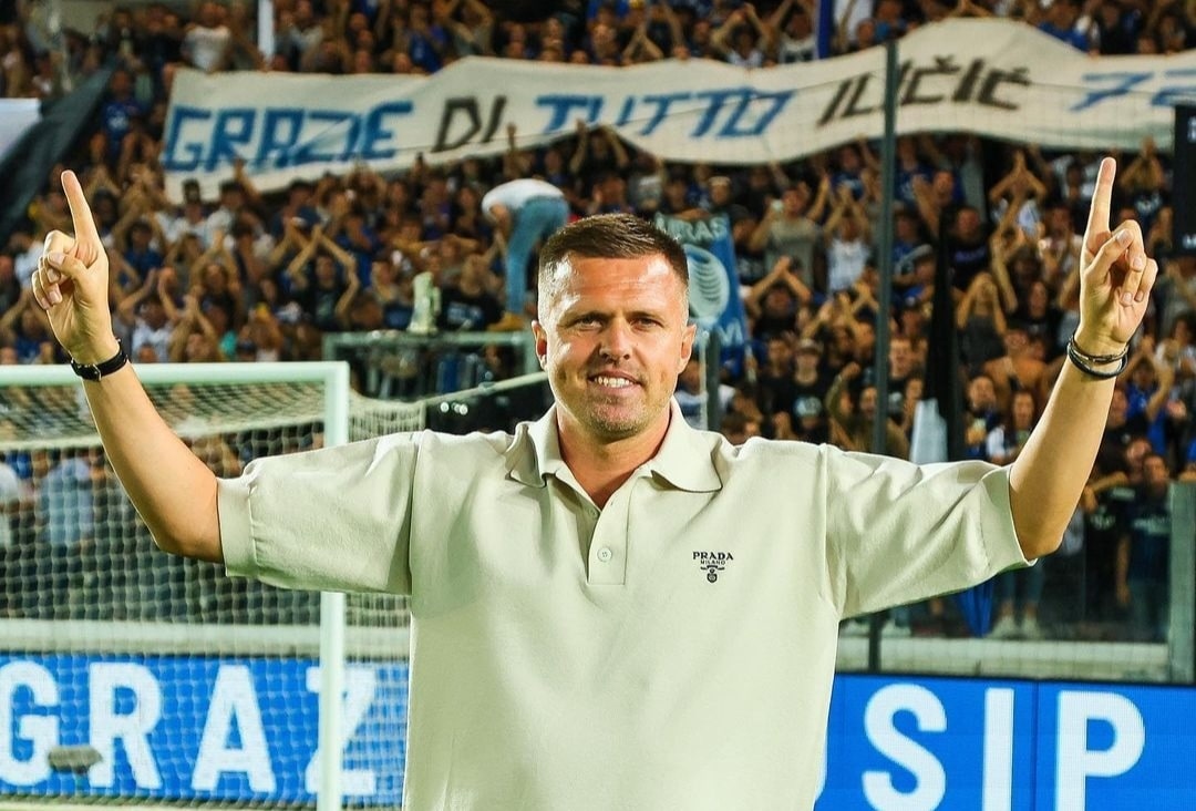 Tutti in lacrime per Ilicic, addio all'Atalanta. Lo stadio si alza in piede e lo applaude, Josip emozionato