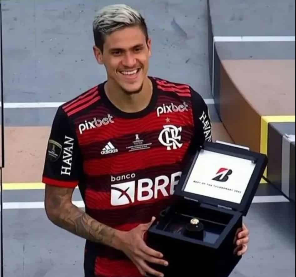 Pedro vince la Copa Libertadores e viene eletto come miglior giocatore del torneo. Rimpianto Fiorentina?