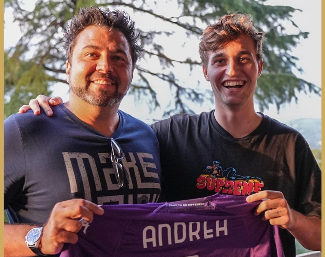 Frey a casa di Andrea Papi, il ragazzo che ha perso una gamba in un incidente. Il video emozionante