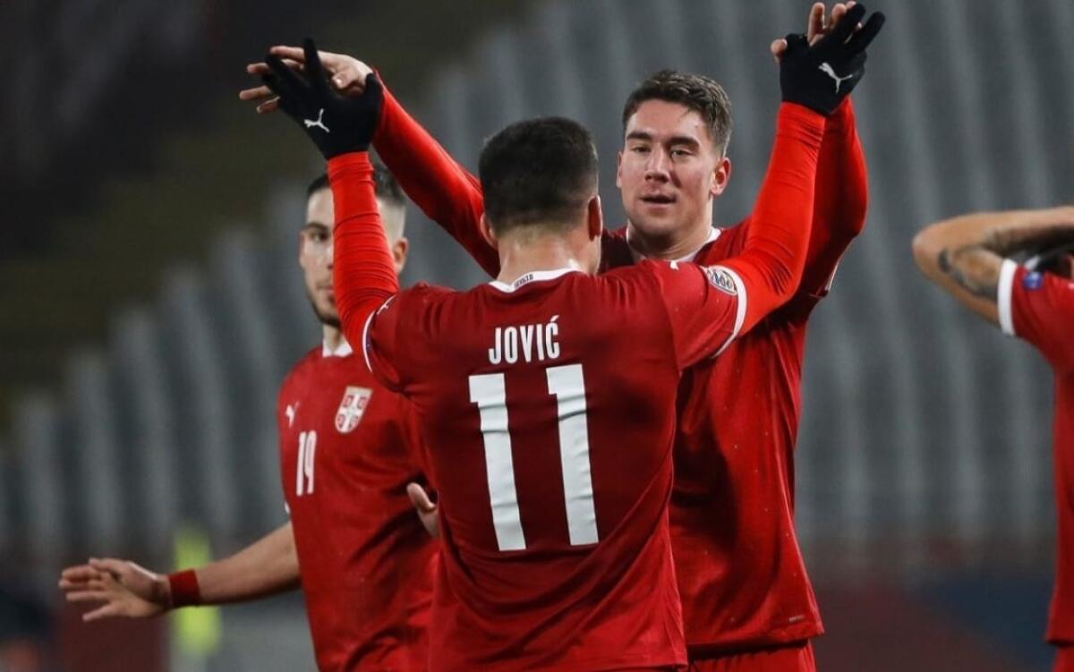 Jovic potrebbe giocare titolare contro il Camerun. È in ballottaggio con Vlahovic e Mitrovic - 