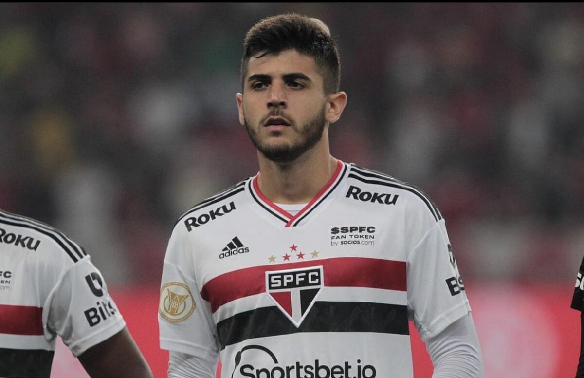 Dal Brasile sicuri, la Fiorentina è interessata a Beraldo del San Paolo, difensore diciannovenne - 