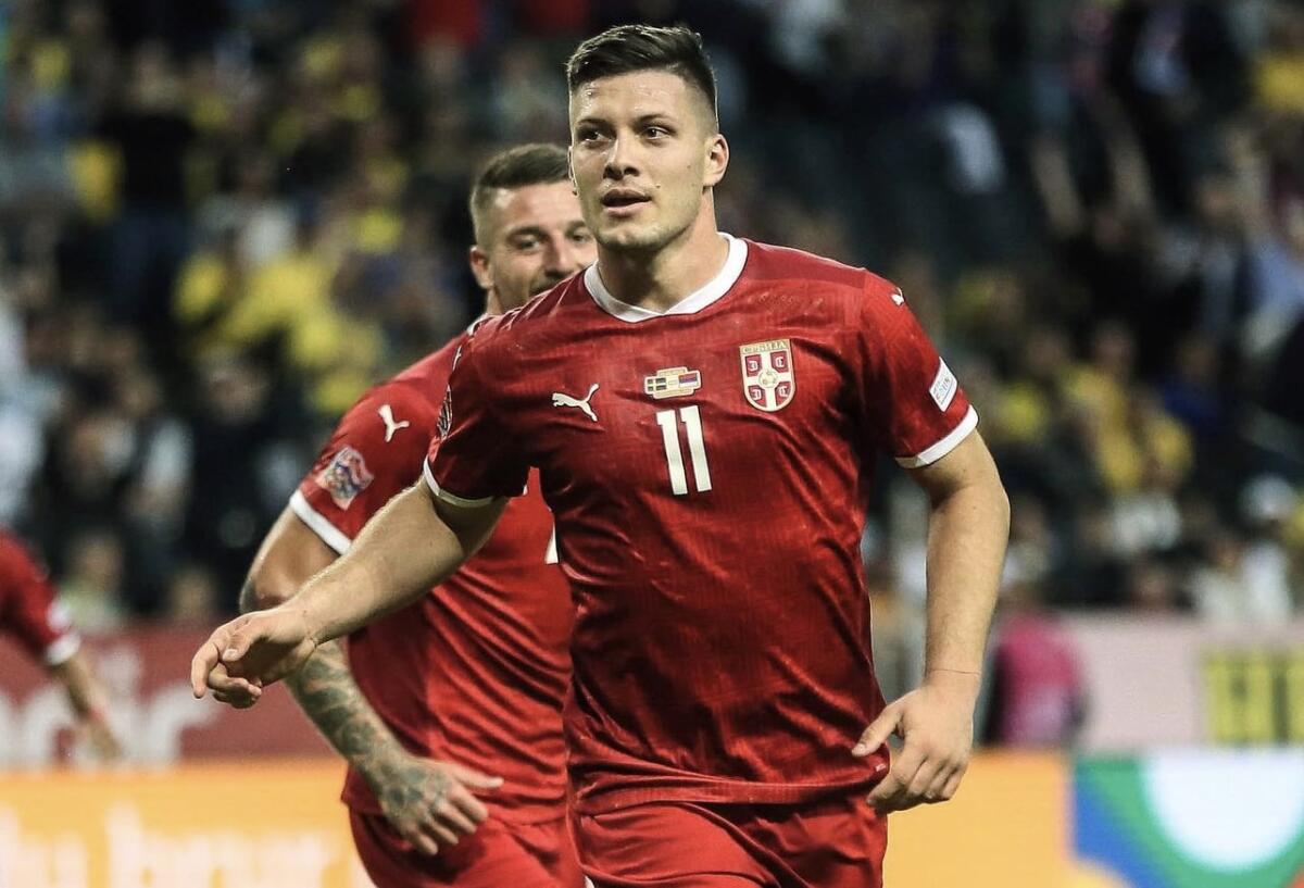 Jovic ammonito dalla panchina. Il motivo? Esultanza eccessiva al 2-1 della Serbia - Fonte Foto: Pagina Instagram Serbia