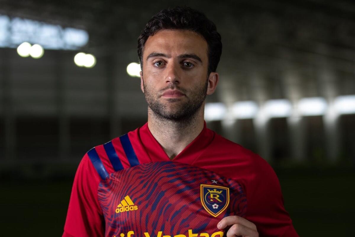 La triste fine di Giuseppe Rossi, svincolato da alcuni mesi. Ora lo vogliono Cosenza e Perugia - 