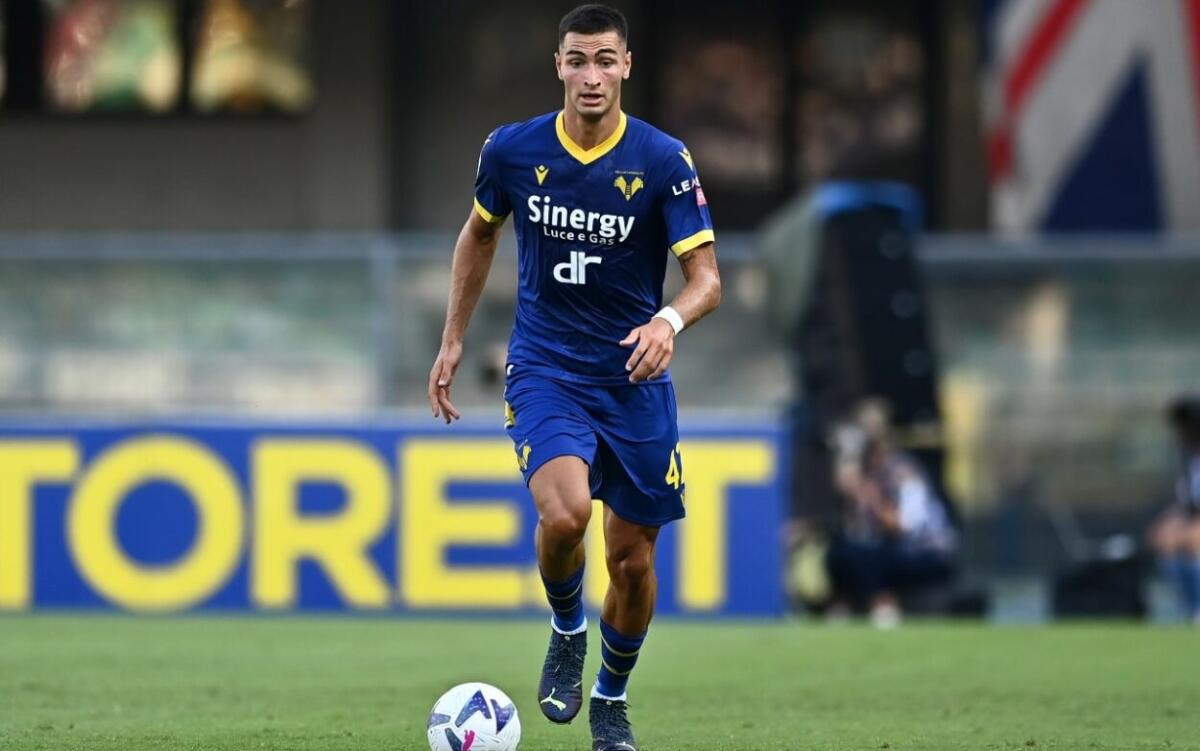 Da Verona, La Fiorentina segue con attenzione il giovane difensore Coppola dell'Hellas - 
